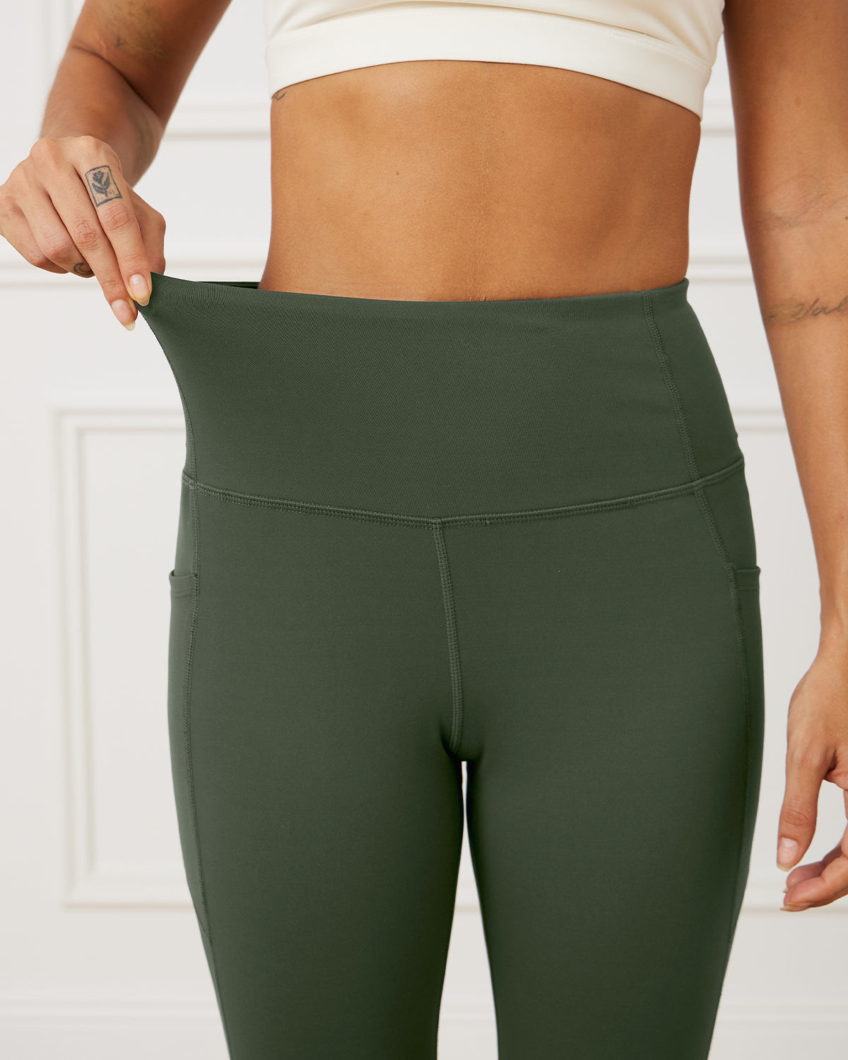 Signature High Rise Pocket Leggings