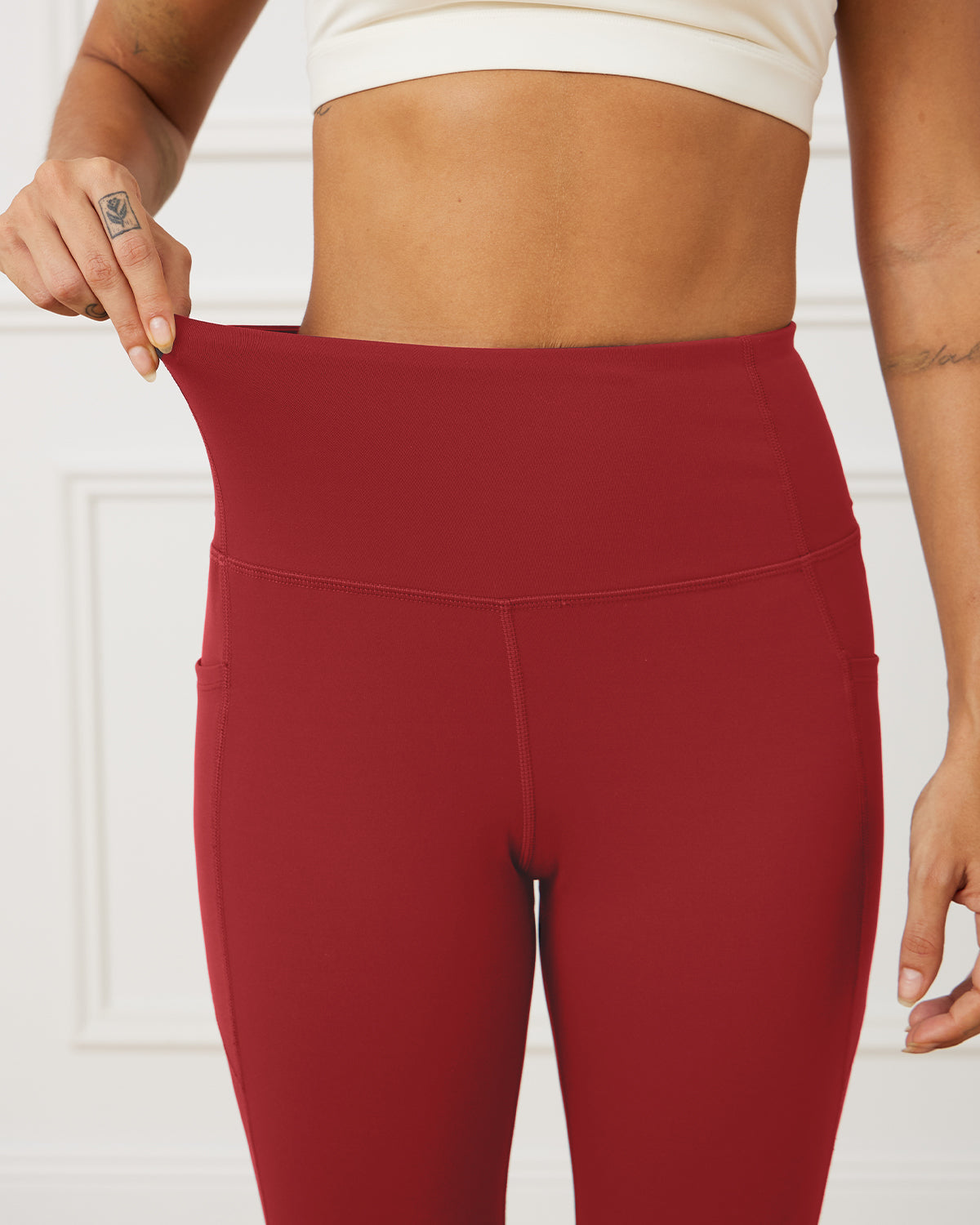 Signature High Rise Pocket Leggings